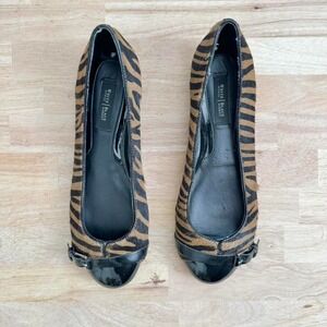 Tiger print ballet flat size 7 animal print zebra black patent leater
